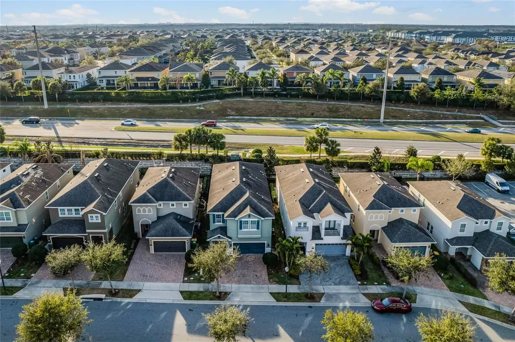 350 Pendant Court Kissimmee FL 34747