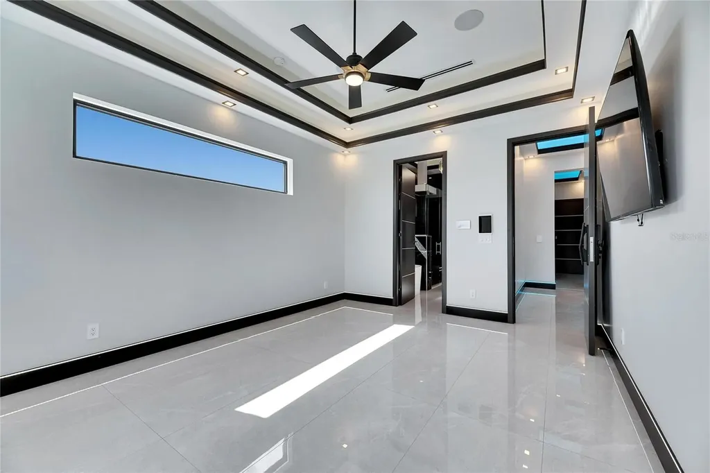 6538 Simone Shores Circle Apollo Beach FL 33572