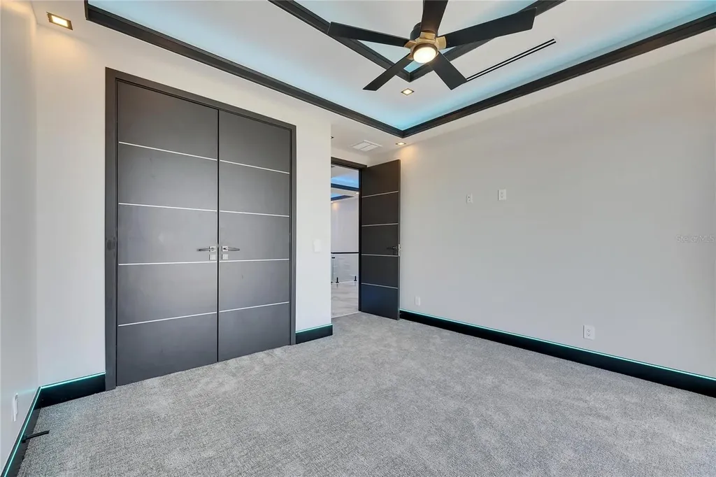 6538 Simone Shores Circle Apollo Beach FL 33572