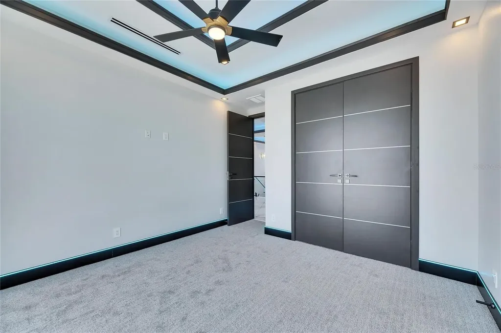 6538 Simone Shores Circle Apollo Beach FL 33572