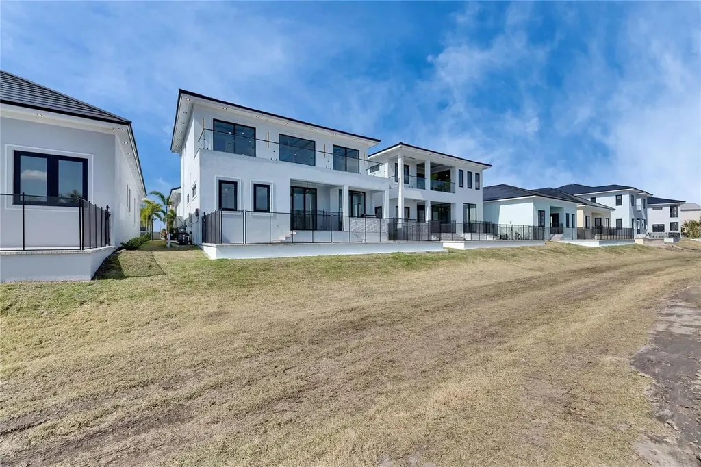 6538 Simone Shores Circle Apollo Beach FL 33572