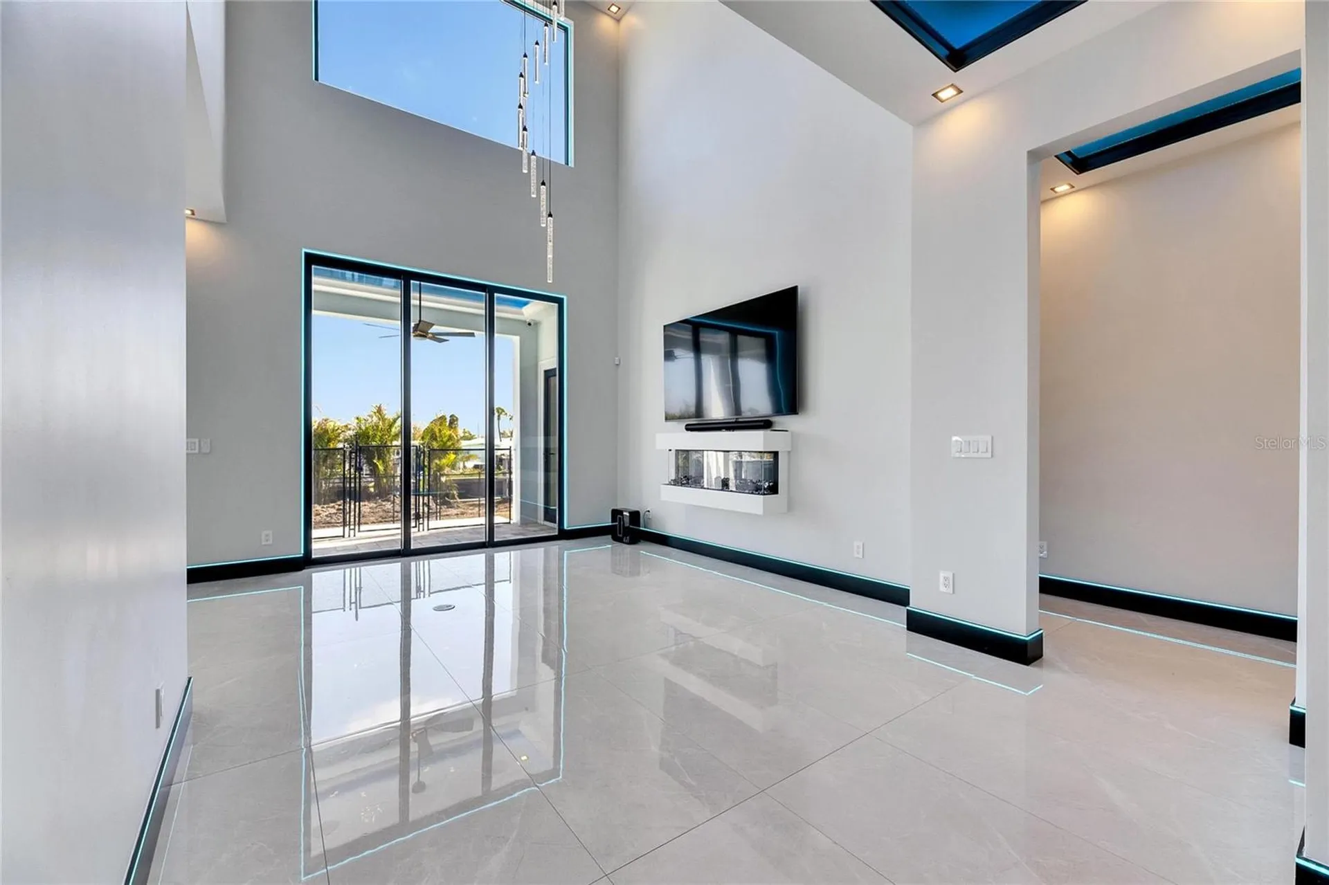 6538 Simone Shores Circle Apollo Beach FL 33572