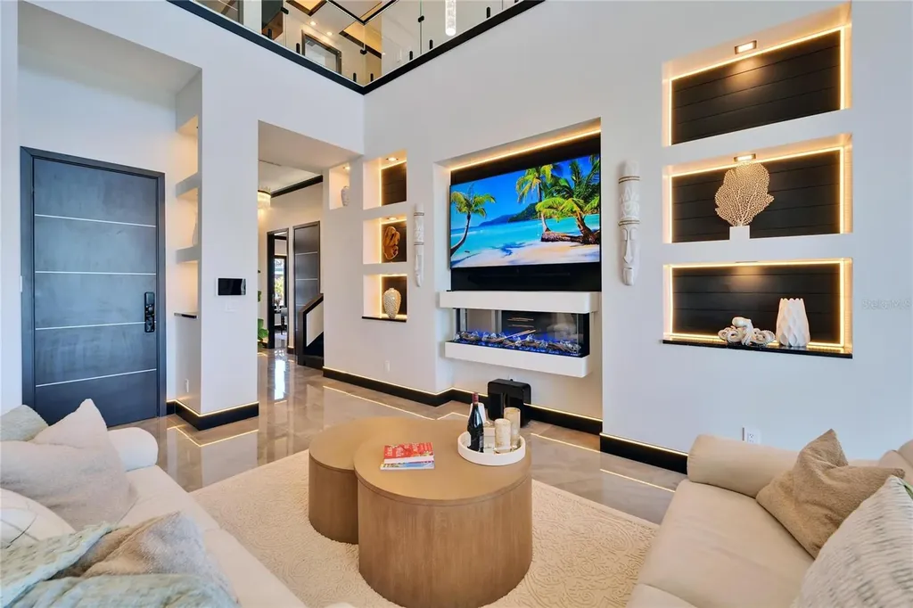 6536 Simone Shores Circle Apollo Beach FL 33572