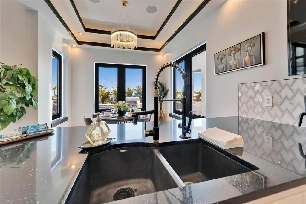 6536 Simone Shores Circle Apollo Beach FL 33572