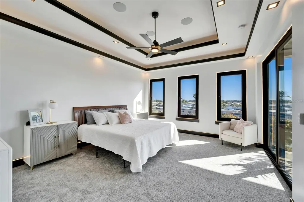 6536 Simone Shores Circle Apollo Beach FL 33572