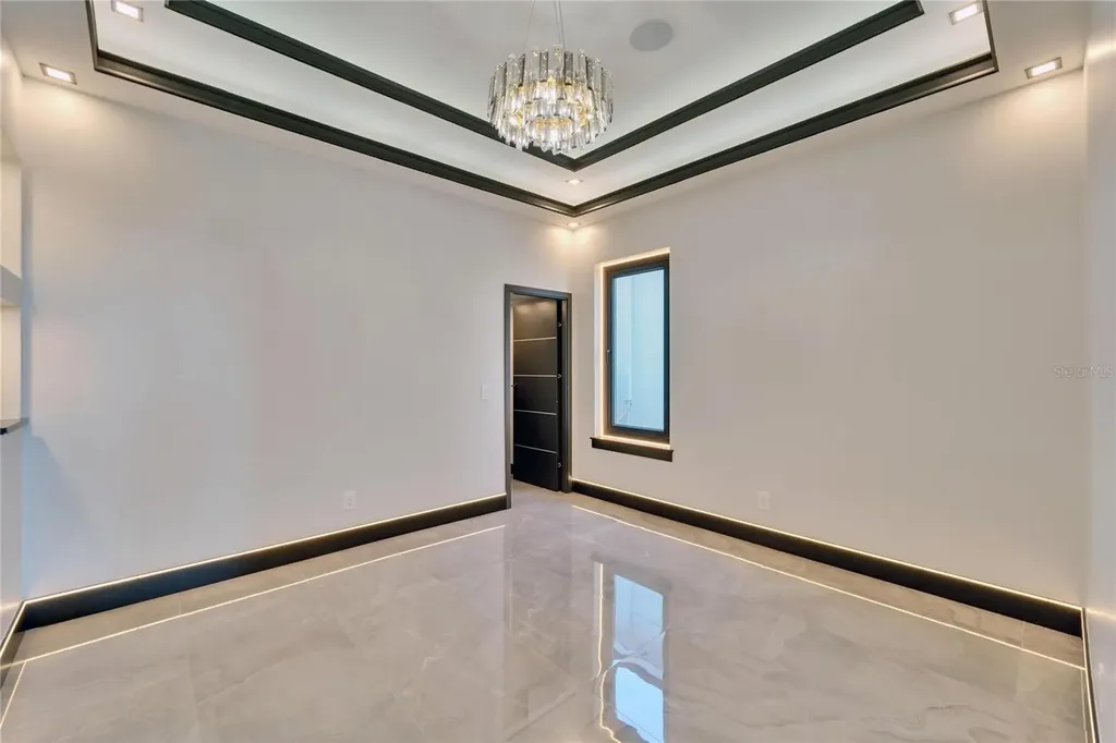 6536 Simone Shores Circle Apollo Beach FL 33572