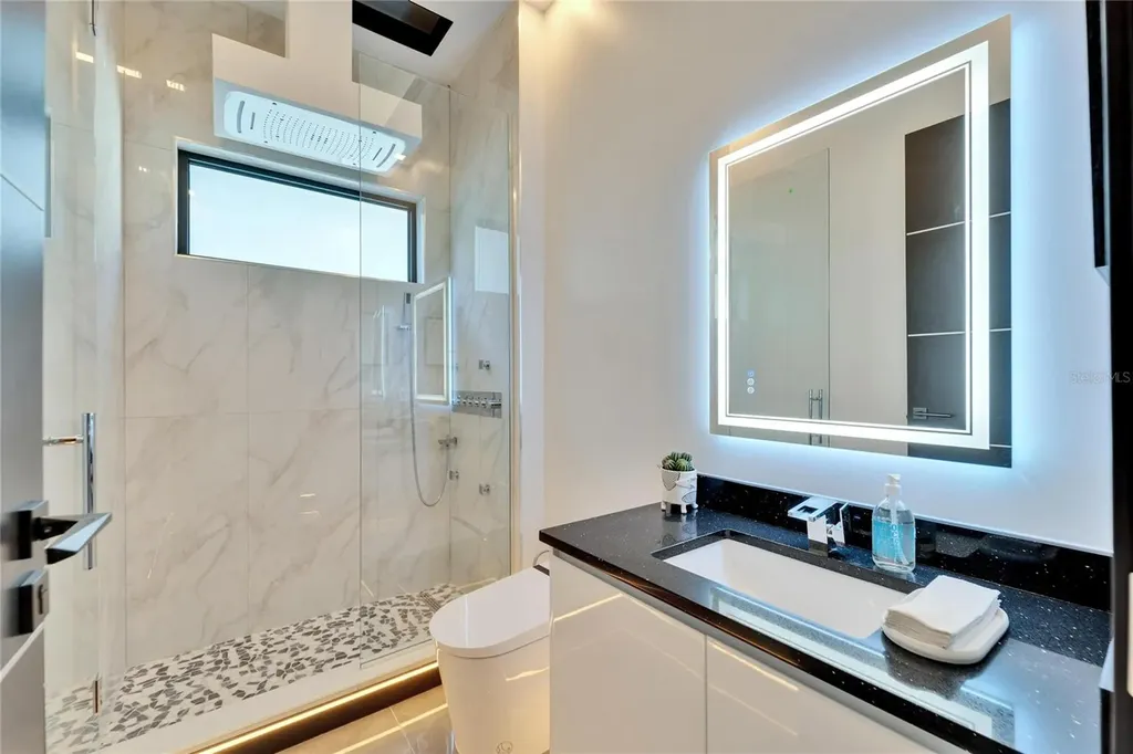 6536 Simone Shores Circle Apollo Beach FL 33572