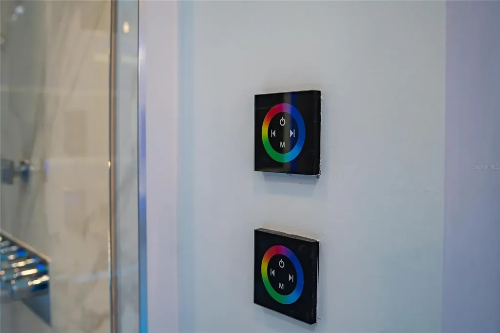 6536 Simone Shores Circle Apollo Beach FL 33572