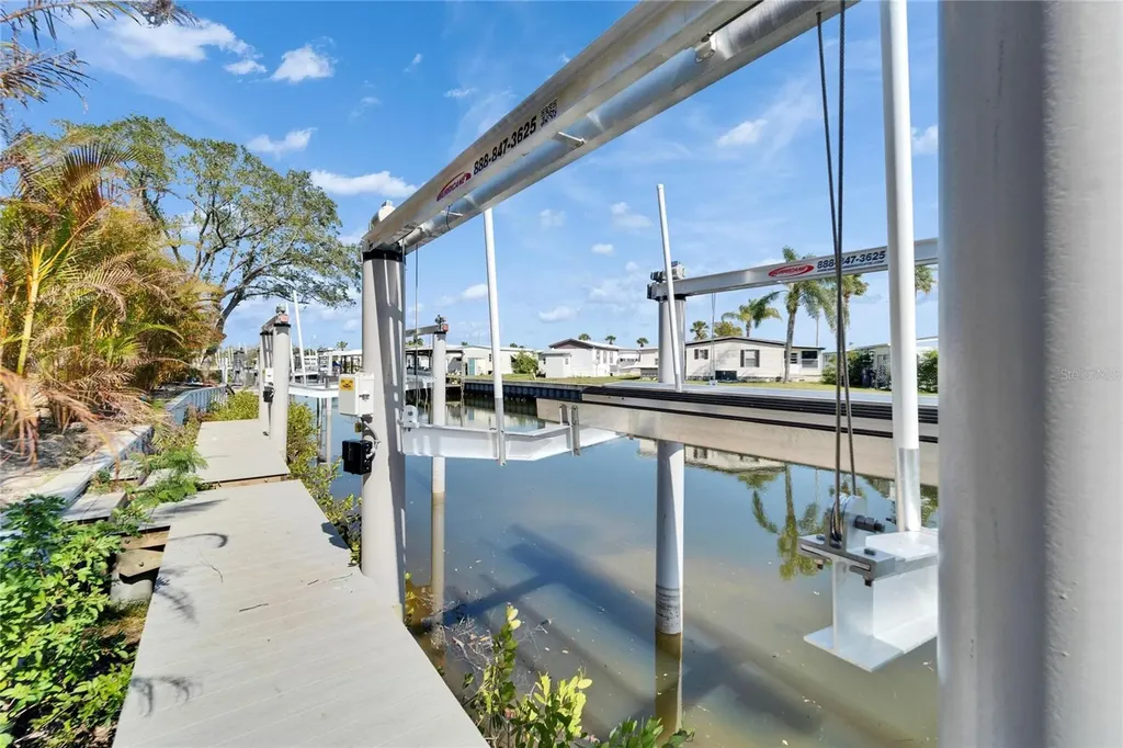 6536 Simone Shores Circle Apollo Beach FL 33572