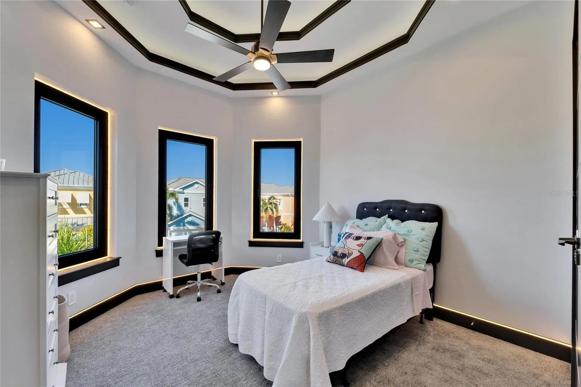 6536 Simone Shores Circle Apollo Beach FL 33572