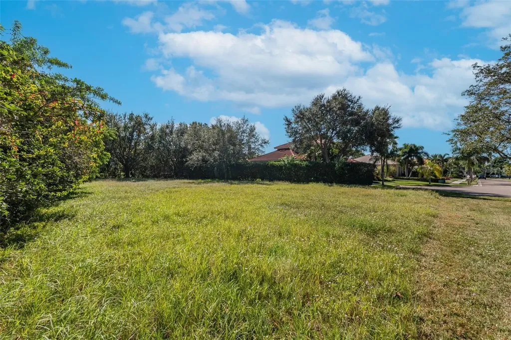5913 La Rosa Lane Apollo Beach FL 33572