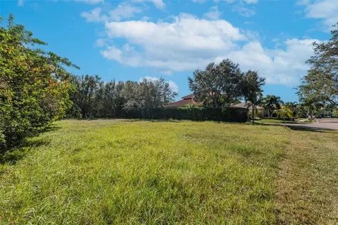 5913 La Rosa Lane Apollo Beach FL 33572