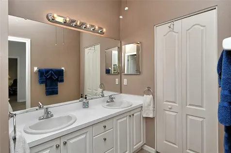 5276 Mahogany Run Avenue Sarasota FL 34241