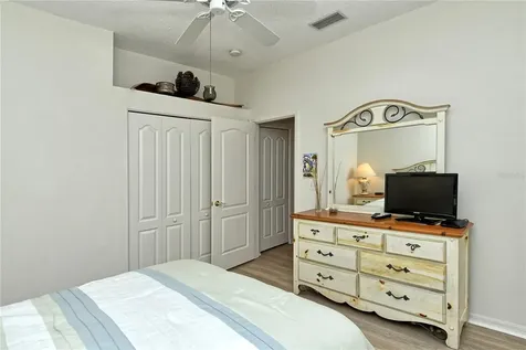 5276 Mahogany Run Avenue Sarasota FL 34241