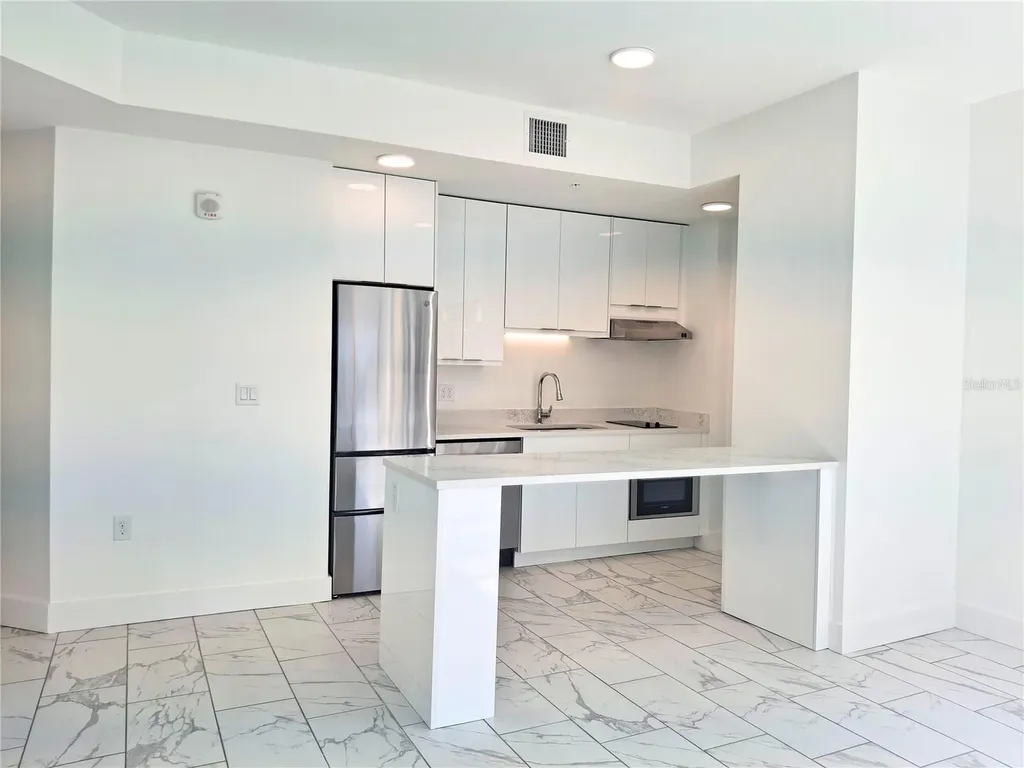 411 E Shore Drive Clearwater Beach FL 33767