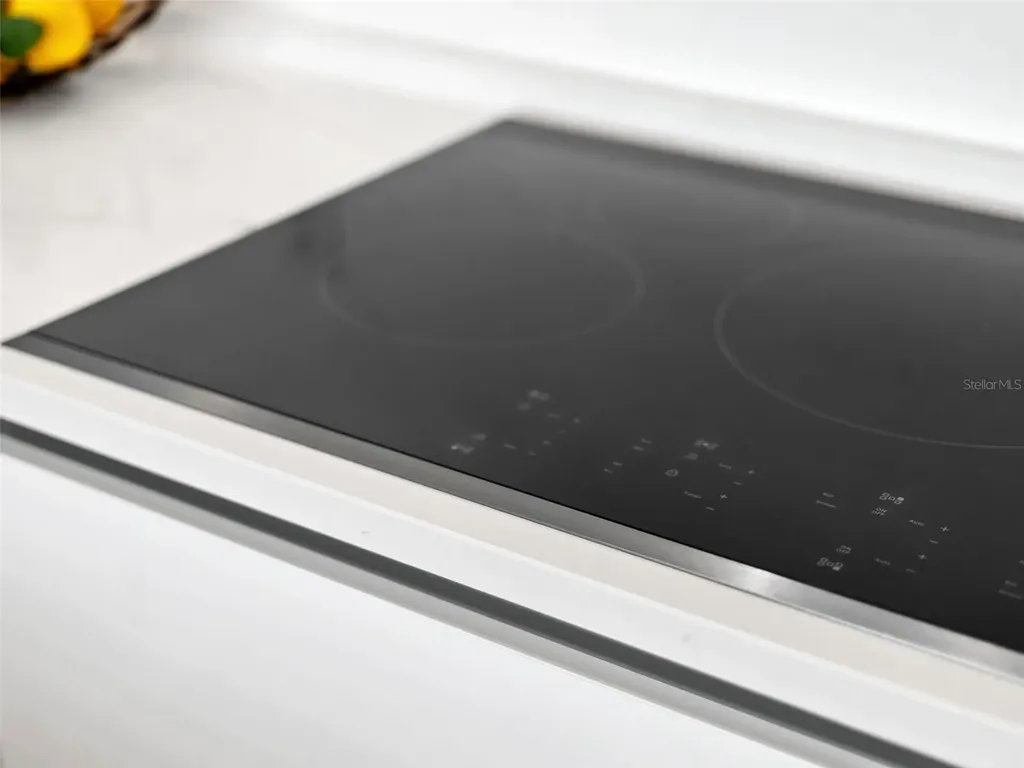 301 Quay Commons Sarasota FL 34236