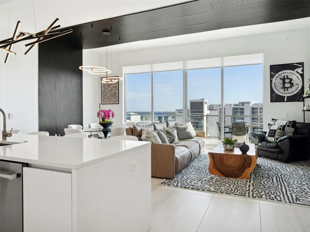 301 Quay Commons Sarasota FL 34236