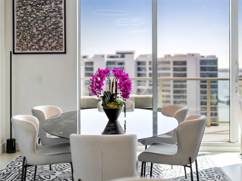 301 Quay Commons Sarasota FL 34236