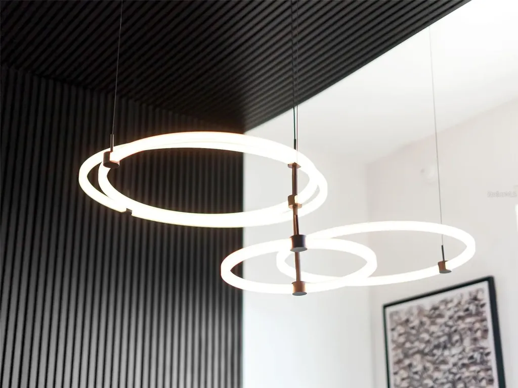 301 Quay Commons Sarasota FL 34236