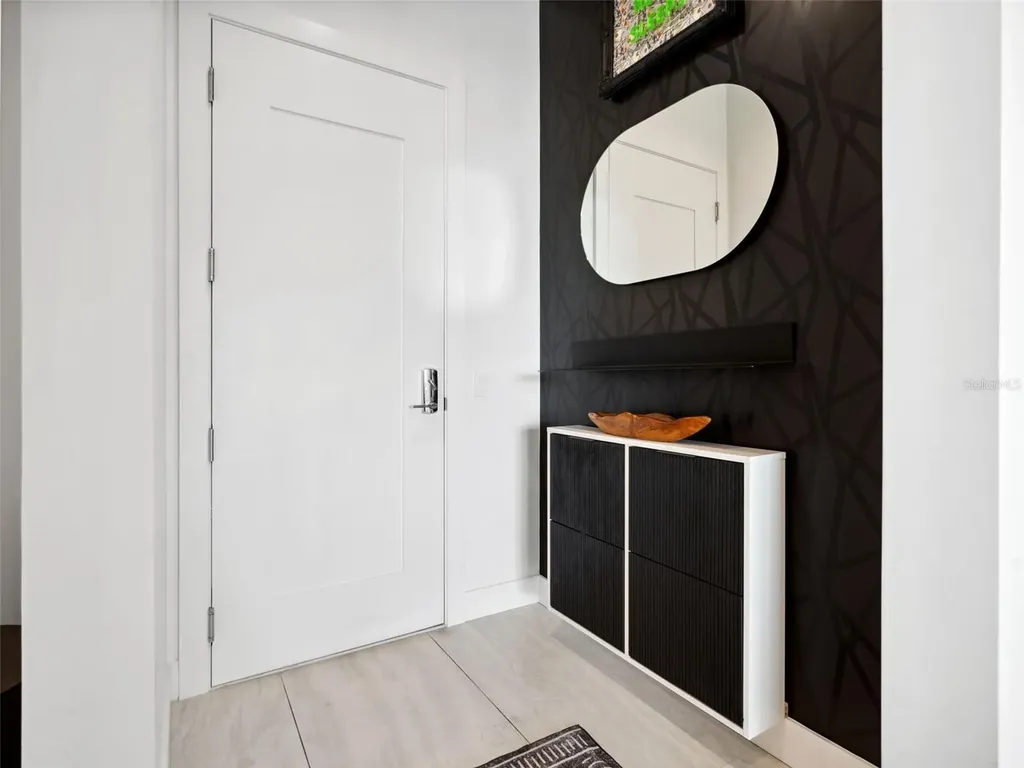 301 Quay Commons Sarasota FL 34236