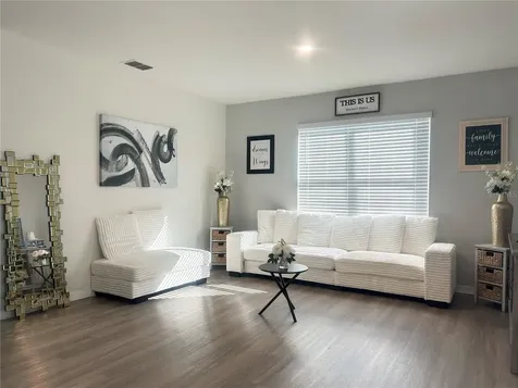 637 Bernard Lane Davenport FL 33837