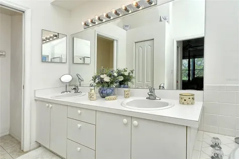 5290 Hyland Hills Avenue Sarasota FL 34241