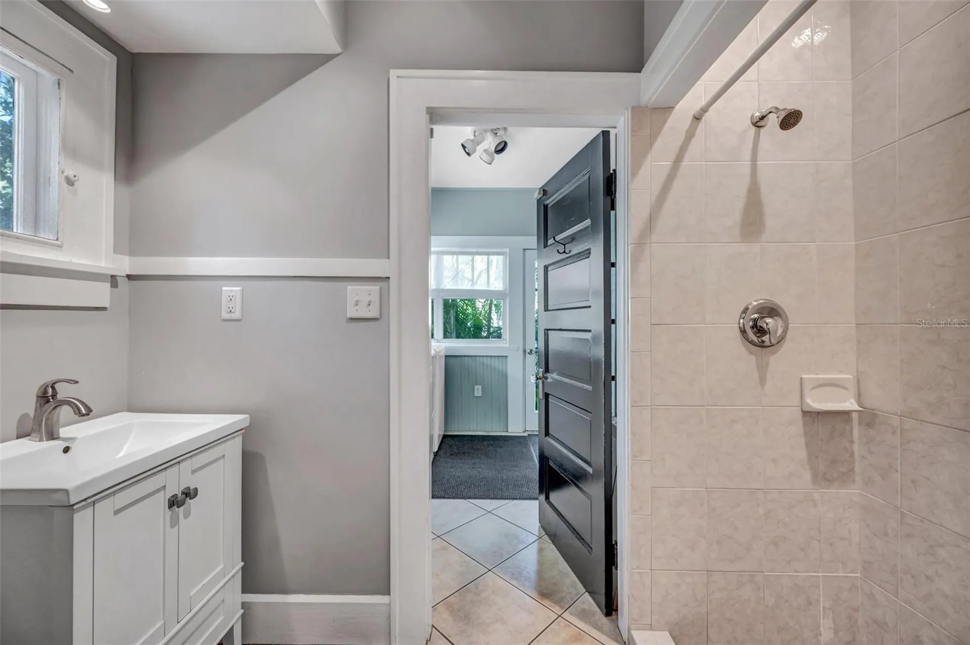 455 13th Avenue NE St Petersburg FL 33701