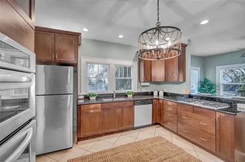 455 13th Avenue NE St Petersburg FL 33701
