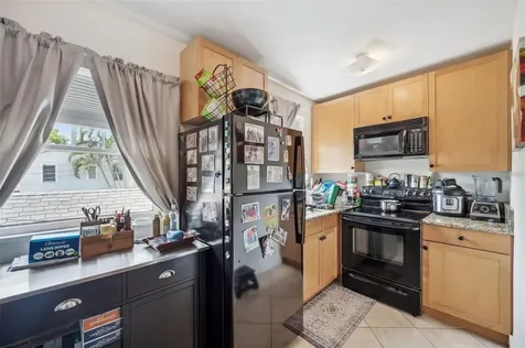 455 13th Avenue NE St Petersburg FL 33701