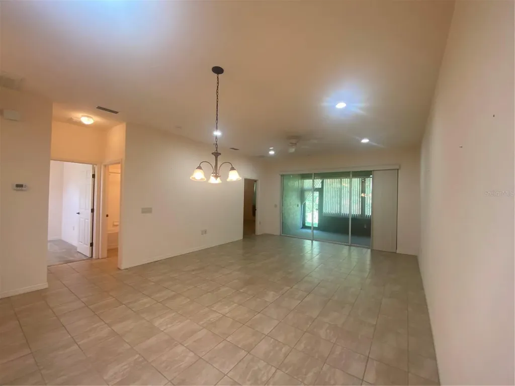 1561 Vienna Square Drive Winter Haven FL 33884
