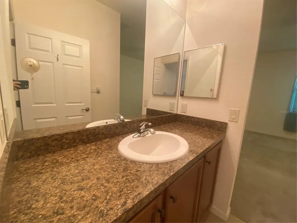 1561 Vienna Square Drive Winter Haven FL 33884