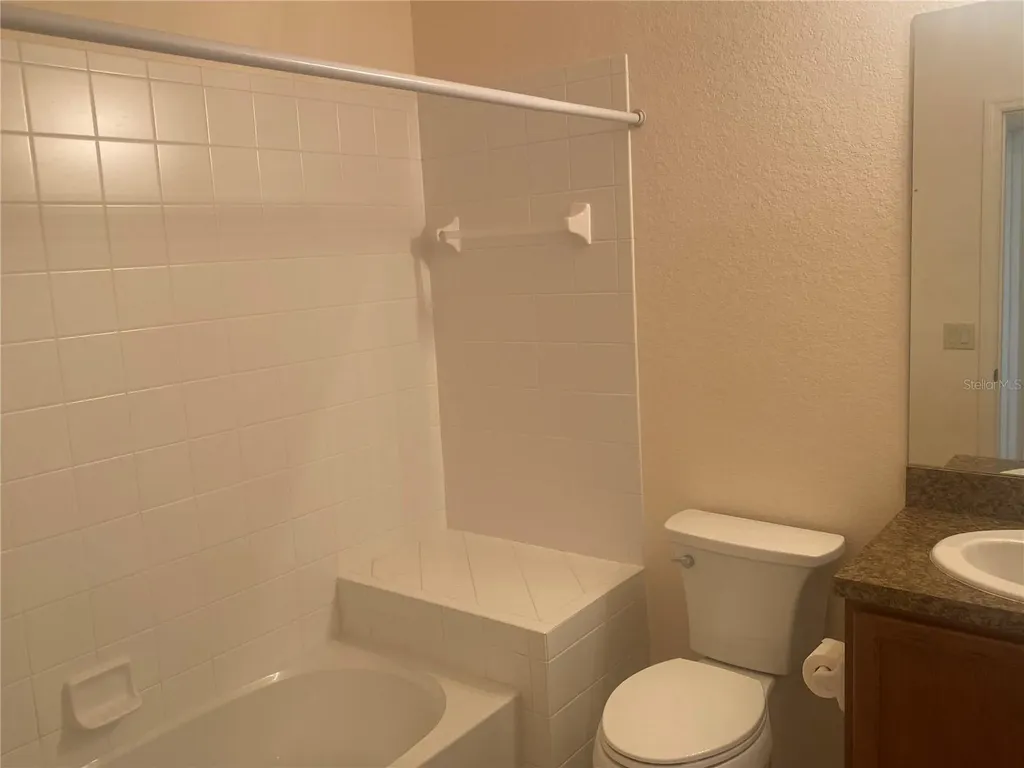 1561 Vienna Square Drive Winter Haven FL 33884