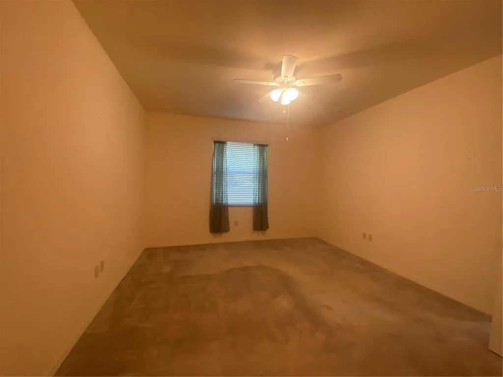 1561 Vienna Square Drive Winter Haven FL 33884