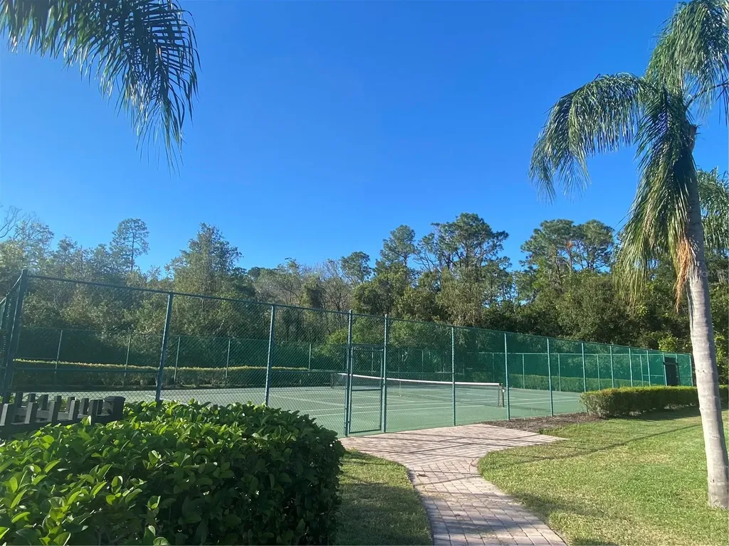 1561 Vienna Square Drive Winter Haven FL 33884