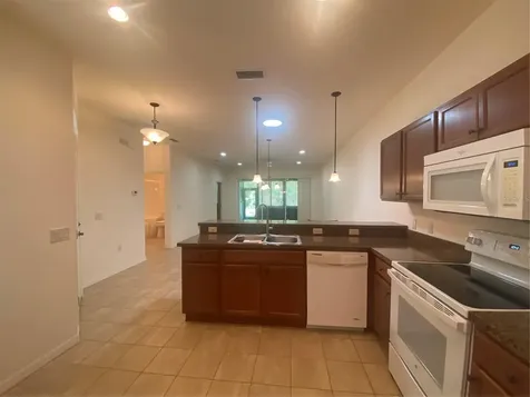 1561 Vienna Square Drive Winter Haven FL 33884