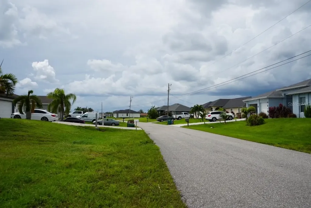 1810 NE 13th Terrace Cape Coral FL 33909