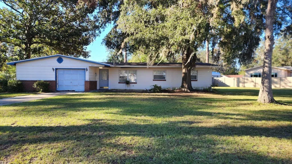 237 SE Oak Hill Street Lake City FL 32025