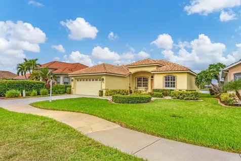 1985 Coconut Palm Circle North Port FL 34288
