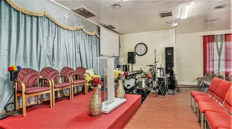 5118 E 17th Avenue Tampa FL 33619