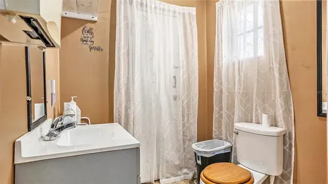 5118 E 17th Avenue Tampa FL 33619