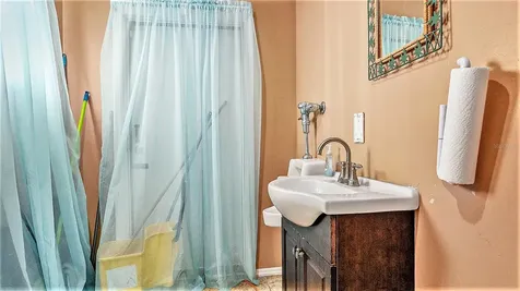 5118 E 17th Avenue Tampa FL 33619