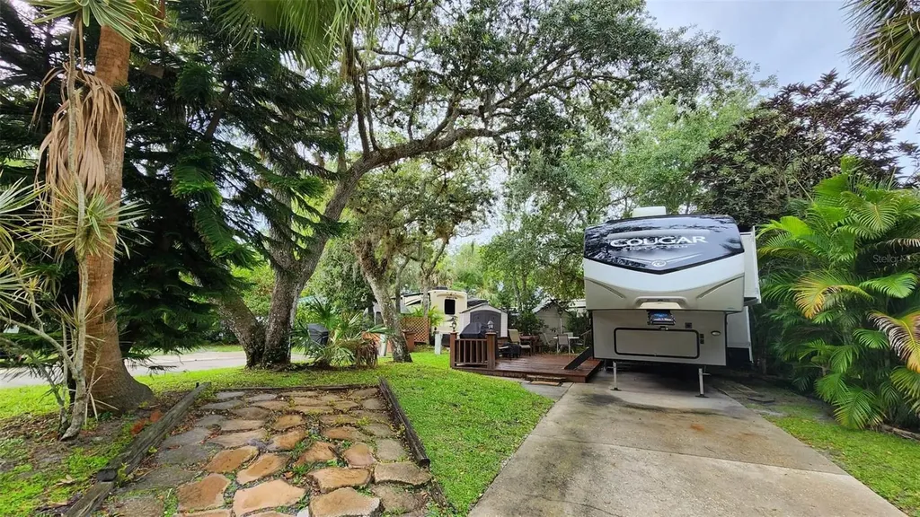 251 Saddle Lane Lake Wales FL 33898