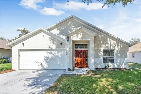 704 Lake Charles Drive Davenport FL 33837