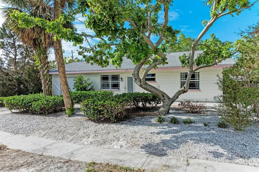 230 85th Street Holmes Beach FL 34217