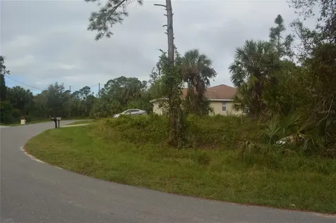 Maddock Circle North Port FL 34286