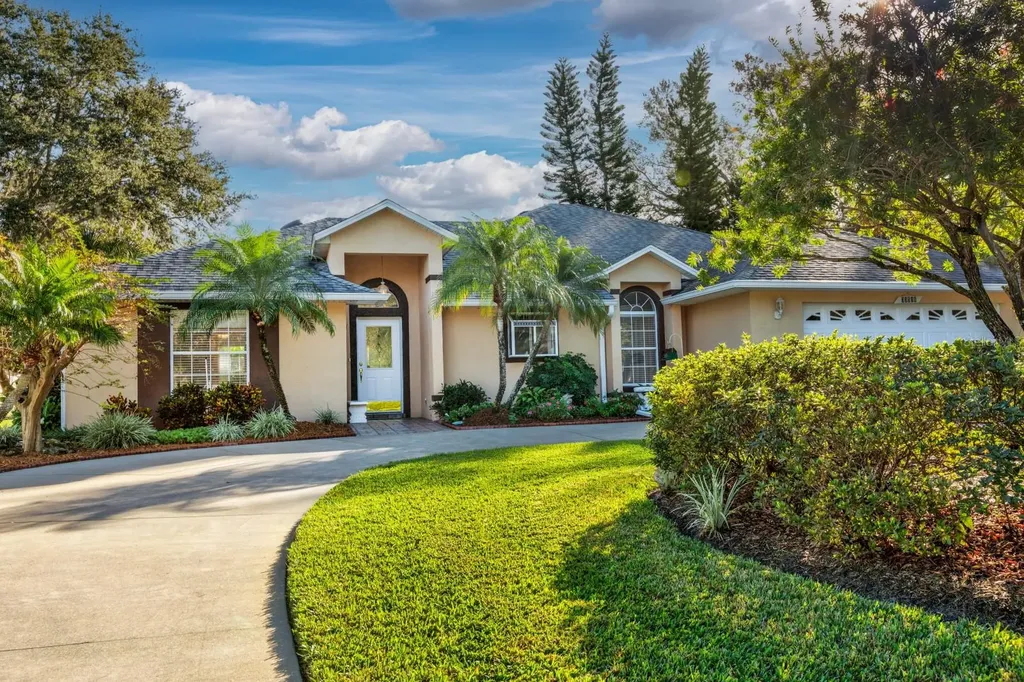 33516 Overton Drive Leesburg FL 34788