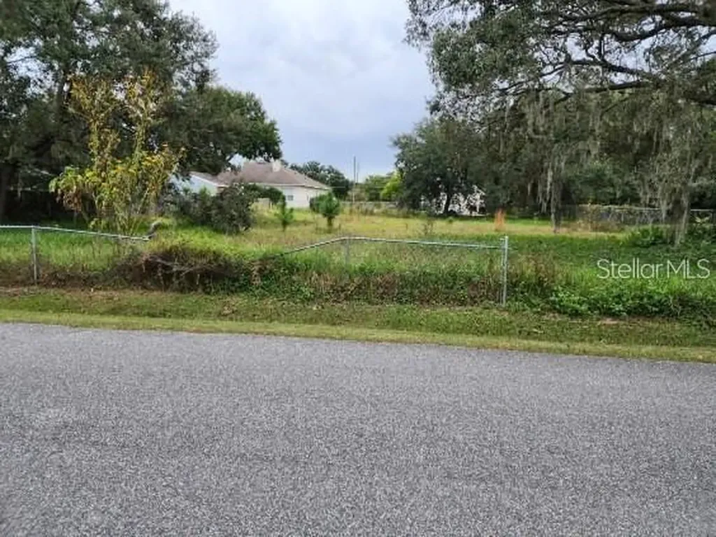 4947 Petroff Avenue Orlando FL 32812