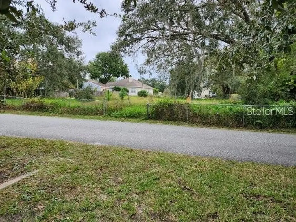 4947 Petroff Avenue Orlando FL 32812