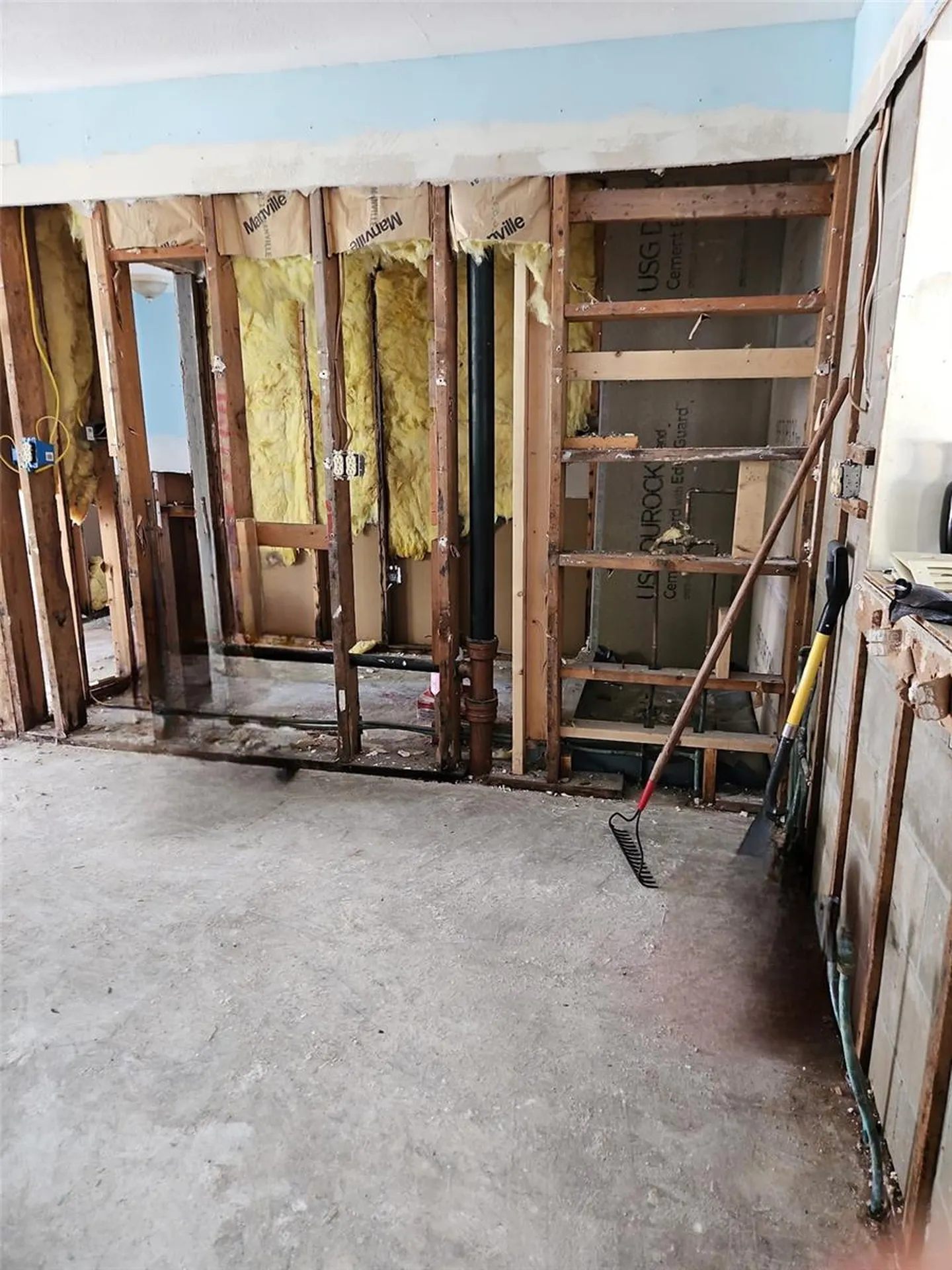 5400 Circle Drive Weeki Wachee FL 34607