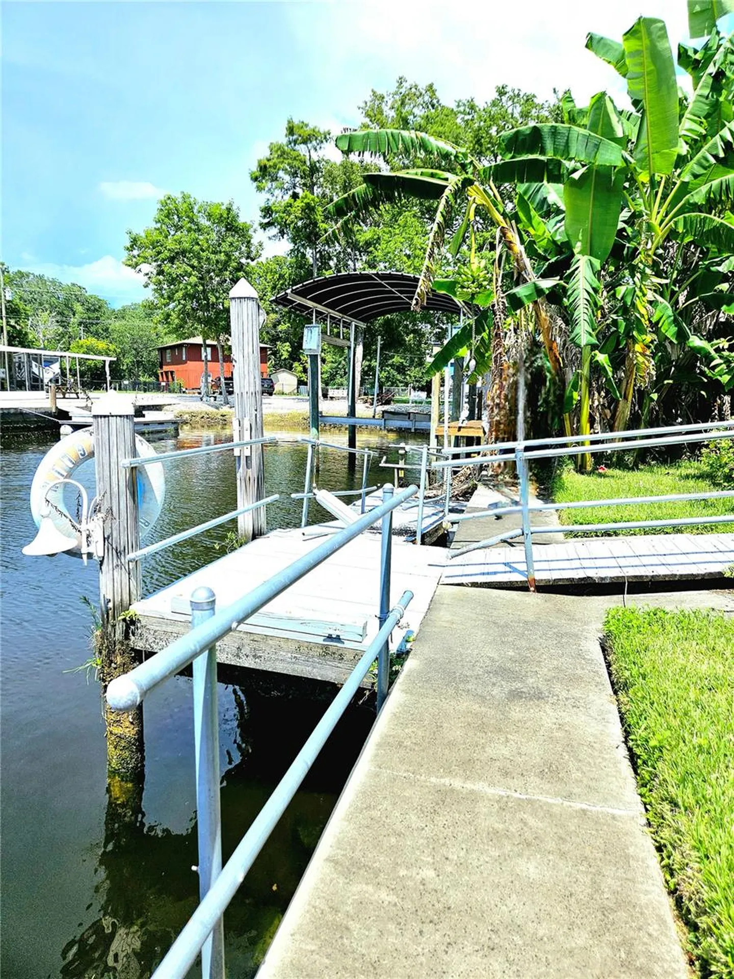 5400 Circle Drive Weeki Wachee FL 34607